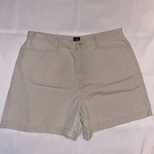 Dockers Vintage Top Pocket Khaki Shorts